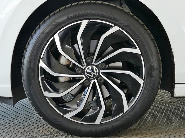 ゴルフ TDIアクティブアドバンス プラチナムエディション 当社デモカー使用車両 純正ナビ バックカメラ 障害物センサー デジタルメーター IQ.LEDヘッドライト ACC トラベルアシスト クリーンディーゼル 禁煙使用 ワンオーナー 新車保証継承(20枚目)