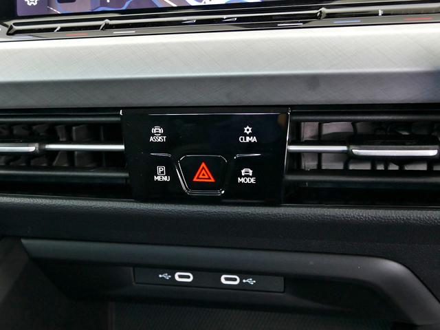 ゴルフ TDIアクティブアドバンス プラチナムエディション 当社デモカー使用車両 純正ナビ バックカメラ 障害物センサー デジタルメーター IQ.LEDヘッドライト ACC トラベルアシスト クリーンディーゼル 禁煙使用 ワンオーナー 新車保証継承(32枚目)