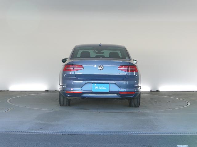 パサート TSIエレガンスライン 純正ナビ、アダプティブクルーズコントロール、レーンキープアシスト、リヤバックカメラ、ブラインドスポット、運転席・助手席シートヒーター 禁煙使用 ワンオーナー 認定中古車保証1年付(50枚目)