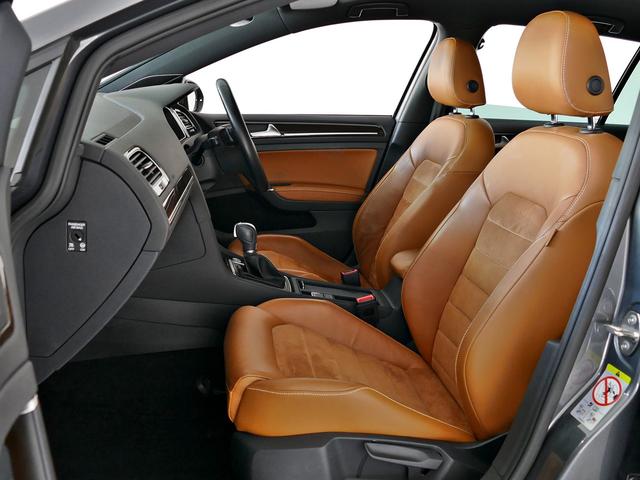 ゴルフ ディナウディオエディション 全国限定150台 DYNAUDIOエディション 純正ナビTV バックカメラ デジタルメーター carplay対応 ACC LEDヘッドライト プレミアムサウンド ヴォルケーノブラウンカラー 認定保証(29枚目)