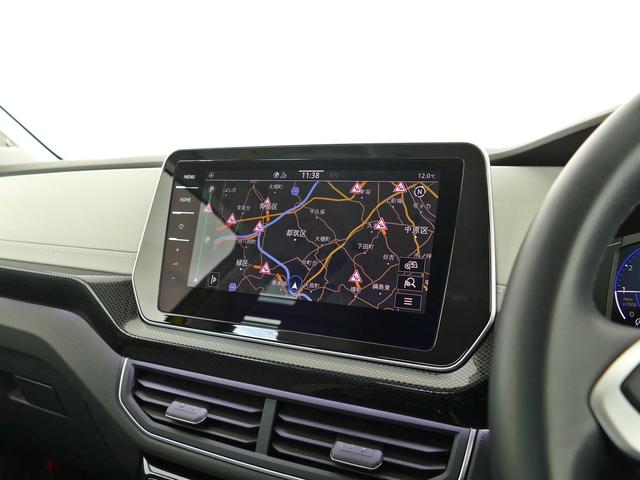 Ｔ－クロス ＴＳＩ　スタイル　当社試乗車　マイナー後モデル　新色グレープイエロー　セーフティー　デザインＰＫＧ　プレミアムサウンド　ＩＱ．ＬＥＤヘッドライト　ＡＣＣ　トラベルアシスト　後方死角検知機能　駐車支援システム　禁煙使用（3枚目）