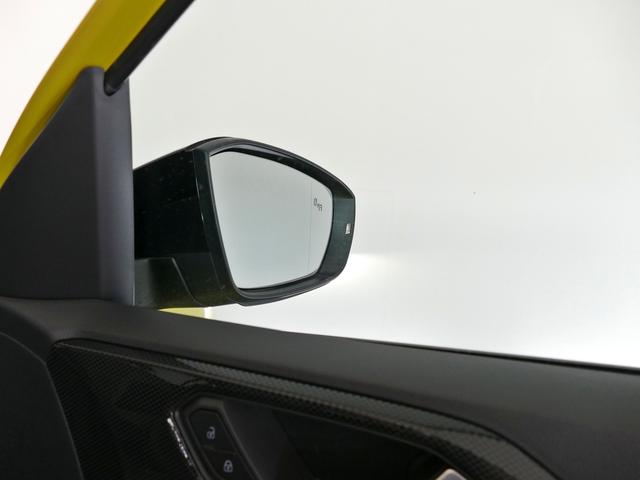 Ｔ－クロス ＴＳＩ　スタイル　当社試乗車　マイナー後モデル　新色グレープイエロー　セーフティー　デザインＰＫＧ　プレミアムサウンド　ＩＱ．ＬＥＤヘッドライト　ＡＣＣ　トラベルアシスト　後方死角検知機能　駐車支援システム　禁煙使用（16枚目）