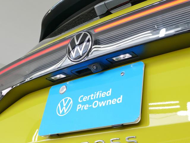 Ｔ－クロス ＴＳＩ　スタイル　当社試乗車　マイナー後モデル　新色グレープイエロー　セーフティー　デザインＰＫＧ　プレミアムサウンド　ＩＱ．ＬＥＤヘッドライト　ＡＣＣ　トラベルアシスト　後方死角検知機能　駐車支援システム　禁煙使用（20枚目）