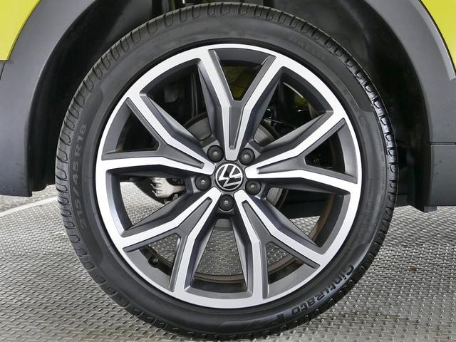 Ｔ－クロス ＴＳＩ　スタイル　当社試乗車　マイナー後モデル　新色グレープイエロー　セーフティー　デザインＰＫＧ　プレミアムサウンド　ＩＱ．ＬＥＤヘッドライト　ＡＣＣ　トラベルアシスト　後方死角検知機能　駐車支援システム　禁煙使用（23枚目）