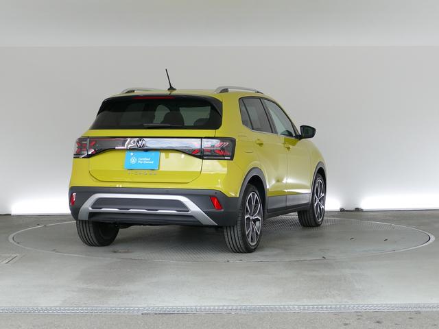 Ｔ－クロス ＴＳＩ　スタイル　当社試乗車　マイナー後モデル　新色グレープイエロー　セーフティー　デザインＰＫＧ　プレミアムサウンド　ＩＱ．ＬＥＤヘッドライト　ＡＣＣ　トラベルアシスト　後方死角検知機能　駐車支援システム　禁煙使用（51枚目）