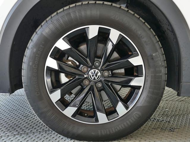 Ｔ－クロス ＴＳＩ　アクティブ　純正ナビ、アダプティブクルーズコントロール、ブラインドスポット、レーンキープアシスト、前後パーキングセンサー（20枚目）