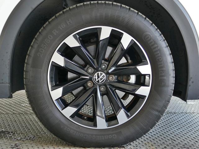 Ｔ－クロス ＴＳＩ　アクティブ　純正ナビ、アダプティブクルーズコントロール、ブラインドスポット、レーンキープアシスト、前後パーキングセンサー（23枚目）