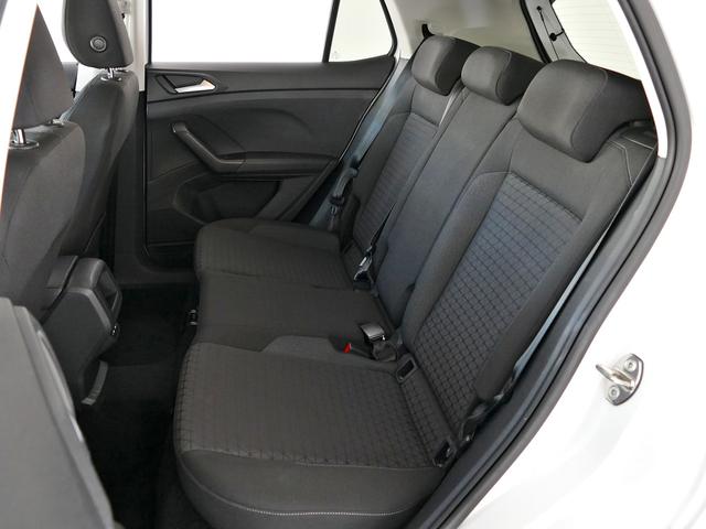 Ｔ－クロス ＴＳＩ　アクティブ　純正ナビ、アダプティブクルーズコントロール、ブラインドスポット、レーンキープアシスト、前後パーキングセンサー（28枚目）