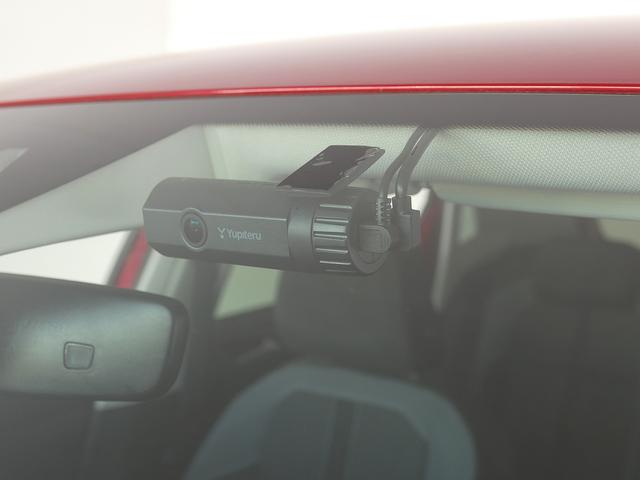 ポロ ＴＳＩスタイル　純正ナビ、アダプティブクルーズコントロール、ＩＱＬＥＤヘッドライト、液晶メータークラスター、前後パーキングセンサー、前後ドライブレコーダー、ブラインドスポット、レーンキープアシスト（2枚目）