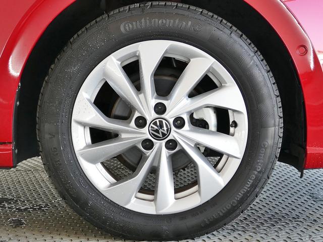 ポロ ＴＳＩスタイル　純正ナビ、アダプティブクルーズコントロール、ＩＱＬＥＤヘッドライト、液晶メータークラスター、前後パーキングセンサー、前後ドライブレコーダー、ブラインドスポット、レーンキープアシスト（24枚目）