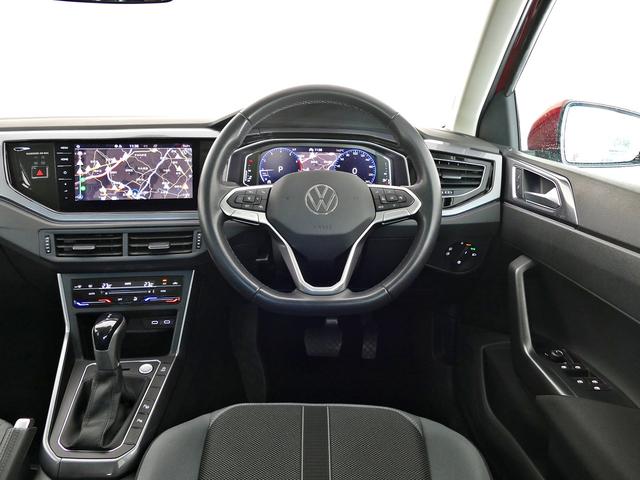 ポロ ＴＳＩスタイル　純正ナビ、アダプティブクルーズコントロール、ＩＱＬＥＤヘッドライト、液晶メータークラスター、前後パーキングセンサー、前後ドライブレコーダー、ブラインドスポット、レーンキープアシスト（27枚目）