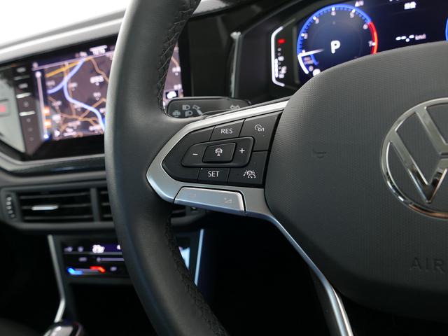 設定したスピードを上限に自動で加減速をし、一定の車間距離を保つ事で長距離運転の疲労を軽減する【ＡＣＣ】が装備。