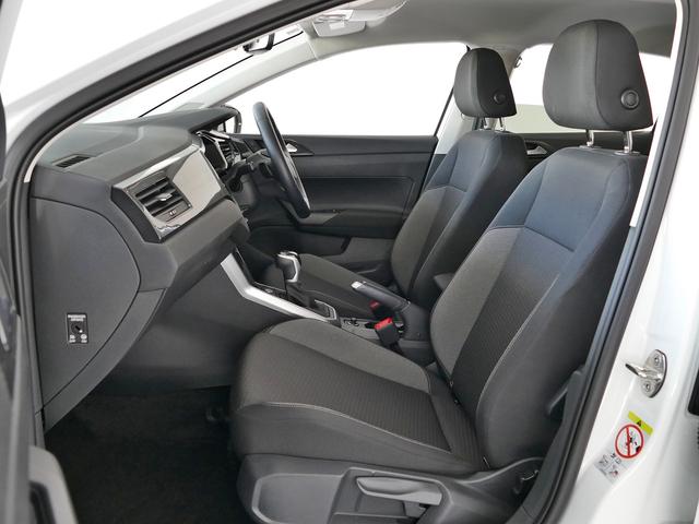 座り心地が気持ちよく、長距離運転の疲れを軽減してくれます。