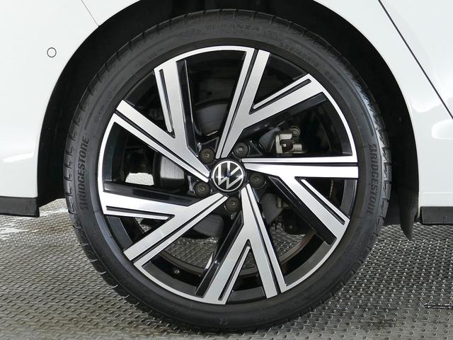 ゴルフ eTSI Rライン LEDヘッドライト、アダプティブクルーズコントロール、レーンキープアシスト、ブラインドスポット、リヤバックカメラ、液晶メータークラスター、APPコネクト、前後パーキングセンサー、前後ドライブレコーダー(23枚目)