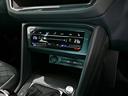 TSI 4モーション Rライン フルタイム4WD、純正ナビ、アダプティブクルーズコントロール、レーンキープアシスト、ブラインドスポット、液晶メータークラスター、アラウンドビューモニター、前後パーキングセンサー(30枚目)