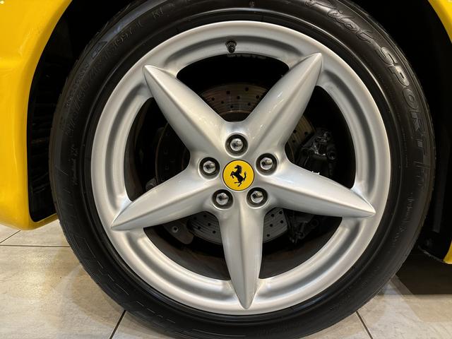 ３６０ モデナ　ディーラー車　左ハンドル　６速ＭＴ　タイミングベルト、ウォーターポンプ、サーモスタット、テンショナー、プーリー交換済　ミッションマウント交換済　フェラーリバッグ　過去販売車輌（57枚目）