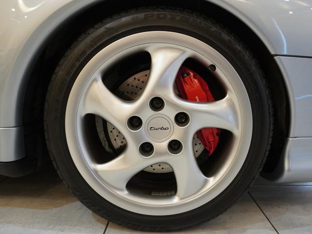 ９１１ ９１１ターボＳ　整備記録簿２１枚　Ｘ５０　エアダクト　ディーラー車　リアウィング　取説　スペアキー　サンルーフ　ＰＣＣＭ　エンジンマッチング（42枚目）