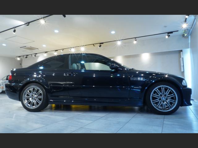 M3 M3クーペ 左ハンドル 6速MT ディーラー車 サンルーフ S54エンジン 343PS グレーレザーシート Mダブルスポークstyle67 ダブルVANOSエンジン Mスポーツサスペンション(5枚目)