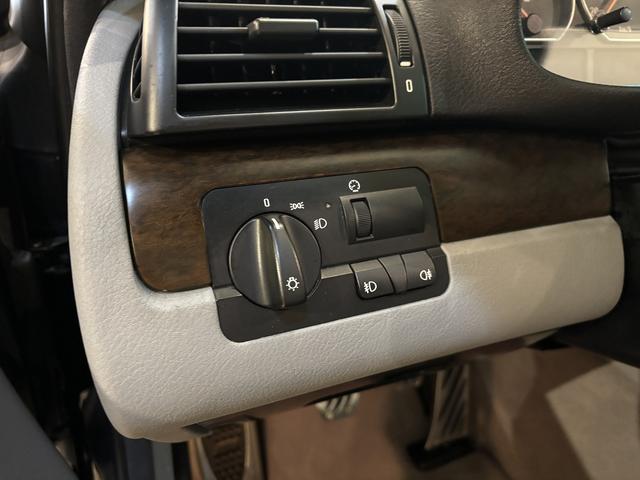 M3 M3クーペ 左ハンドル 6速MT ディーラー車 サンルーフ S54エンジン 343PS グレーレザーシート Mダブルスポークstyle67 ダブルVANOSエンジン Mスポーツサスペンション(56枚目)