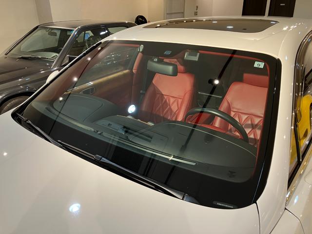 コンチネンタル フライングスパー　スピード　左ハンドル　スピード純正ホイールあり　正規ディーラー車　　ユーザー様直接買取車輌　マリナーＰＫＧ　レッドレザー　オートトランク　ダイヤモンドキルティングシート　３スポークステアリング　サンルーフ（22枚目）