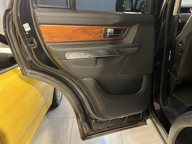 レンジローバースポーツ ５．０　Ｖ８　ユーザー様買取車輌　後期型　Ｖ８ＮＡ　５．０Ｌエンジン　安心のサンルーフレス　車検Ｒ９年１月２６日まで　記録簿８枚残ってます！（56枚目）