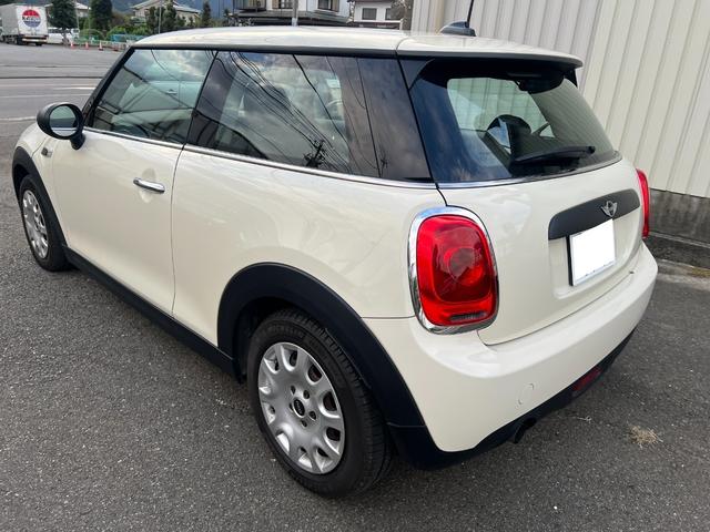 ＭＩＮＩ ワン　ワン（４名）　１２００ｃｃ　禁煙車　ＥＴＣ　前後ドラレコ（8枚目）