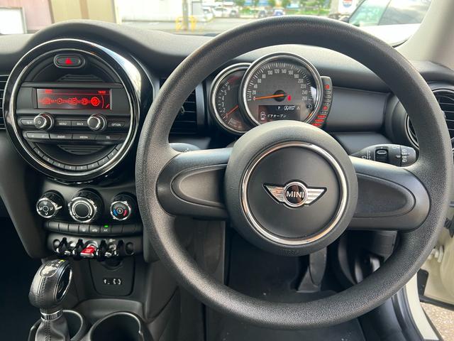 ＭＩＮＩ ワン　ワン（４名）　１２００ｃｃ　禁煙車　ＥＴＣ　前後ドラレコ（11枚目）