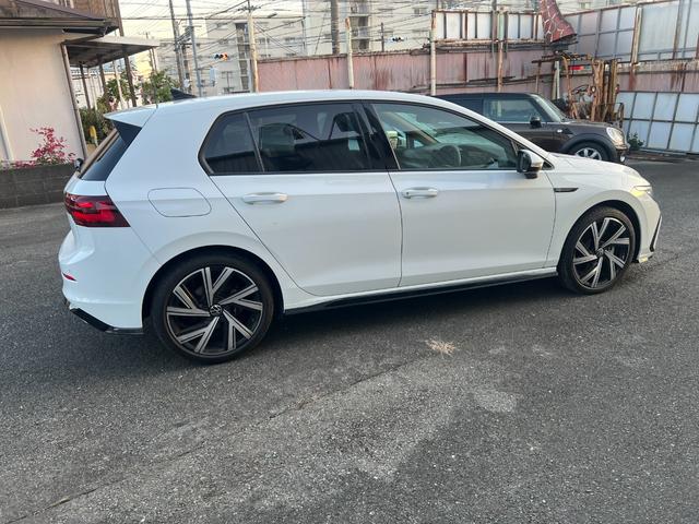 ゴルフ ＴＤＩ　Ｒライン　プラチナムエディション　禁煙車　ディーゼル　ＤＣＣパッケージ　ＡＣＣ　ヘッドラップディスプレイ　ステアリングヒーター（4枚目）
