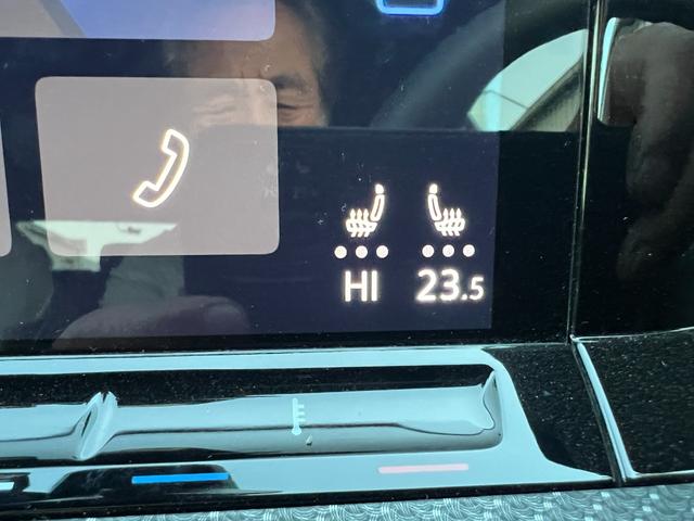 ゴルフ ＴＤＩ　Ｒライン　プラチナムエディション　禁煙車　ディーゼル　ＤＣＣパッケージ　ＡＣＣ　ヘッドラップディスプレイ　ステアリングヒーター（44枚目）