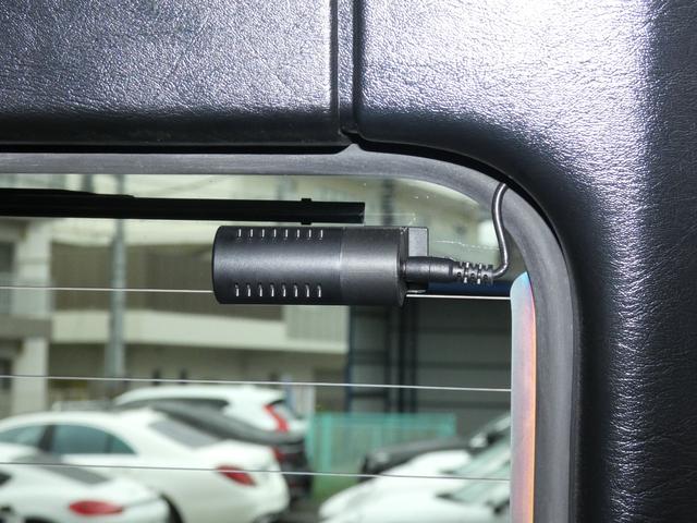 Gクラス G63 V8ツインターボ 正規D車 designo外装色 エクスクルーシブインテリアPKG SR designo黒革 シートヒーター&ベンチレーター ナビ harman/kardon 純正S&Bカメラ PTS ディストロ&BSA 赤キャリパー 専用20AW(45枚目)