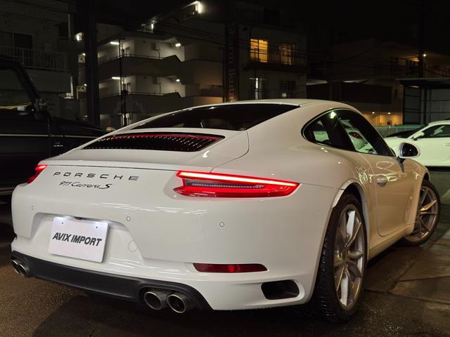 911 911カレラS (Type991.2) 後期型 右H正規D車 水平対向6気筒ツインターボ 7速PDK 黒/赤ツートン革 シートヒーター PCMナビ Bカメラ&PAS バイキセ エントリーD 電動格納ミラー PASM PTVプラス 赤キャリパー 純正20AW 禁煙(2枚目)