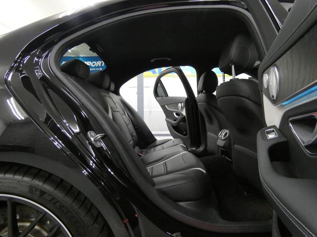 Cクラス C63 S V8ツインターボ 右H正規D車 EXC-PKG 黒革 シートヒーター 純正HDDナビ地デジ Burmesterサウンド Bカメラ&PTS レーダーセーフティPKG パナメリカーナグリル 赤キャリパー 専用19インチAW 禁煙車(10枚目)
