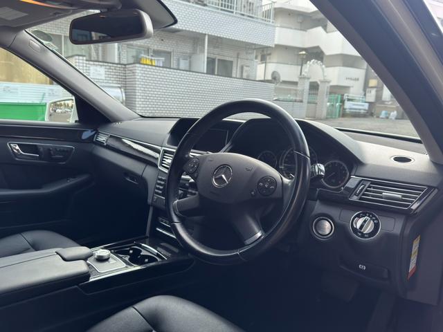 MERCEDES BENZ E-CLASS E300 AVANTGARDE