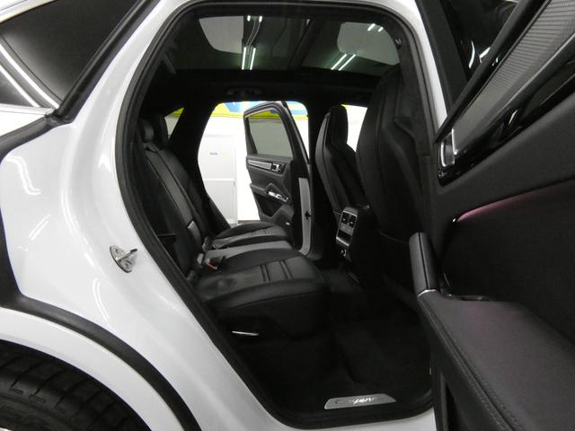 高解像度１２．３インチタッチスクリーンを採用し、より一層使い勝手の良くなったＰＣＭナビ（ポルシェコミュニケーションマネジメントシステム）