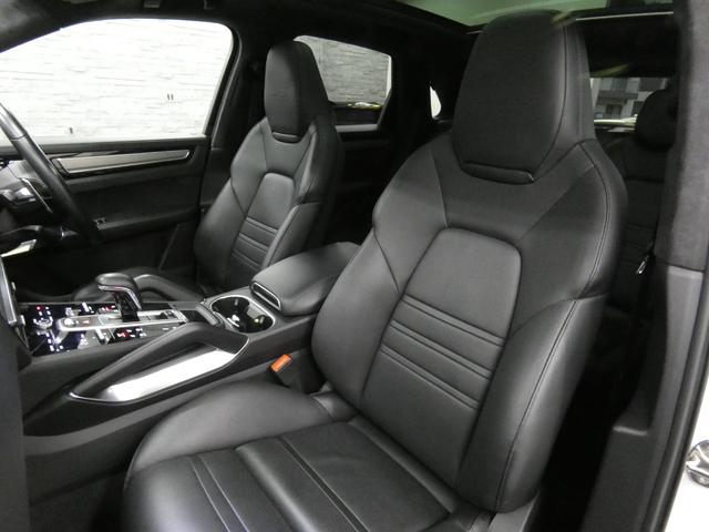 前席ベンチレーター　ドライバープロフィール記録機能　全席エンボス加工ヘッドレスト