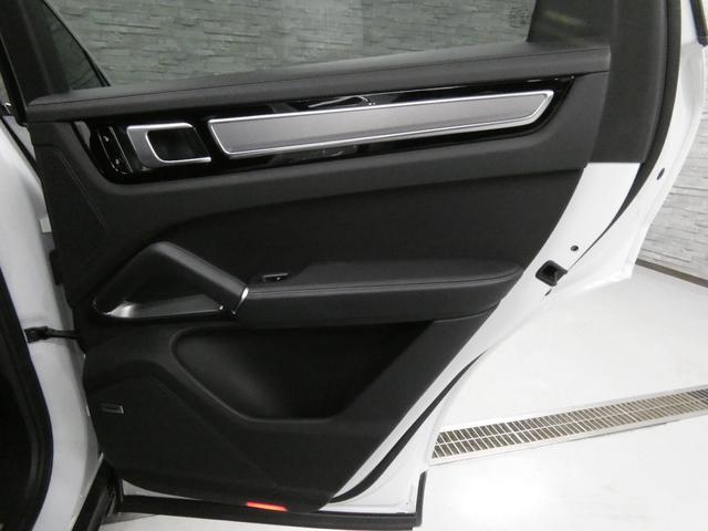 イオナイザー　テクスチャードアルミニウムインテリアパッケージ　アンビエントライト