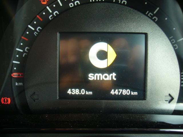 スマートフォーツークーペ BRABUS エクスクルーシブ フルセグTVナビ ETC ドライブレコーダー 本革シート シートヒーター(15枚目)