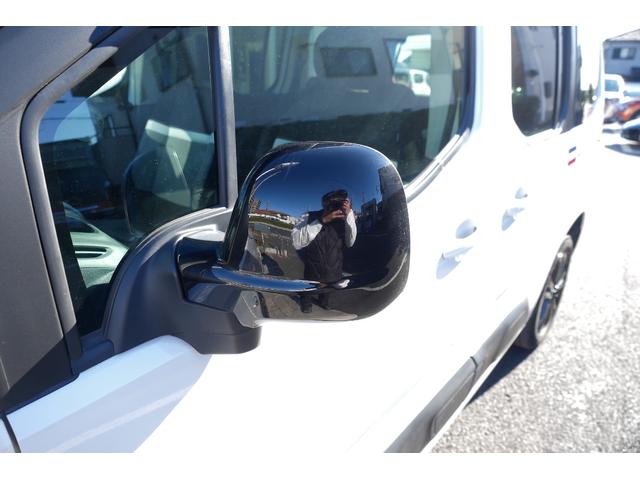 ベルランゴ トリコ　弊社下取り／認定中古車保証／限定車／純正１６インチアルミホイール／アクティブクルーズコントロール／ブラインドスポットモニター／パノラミックガラスルーフ／モジュトップ／バックカメラ／パーキングセンサー（39枚目）