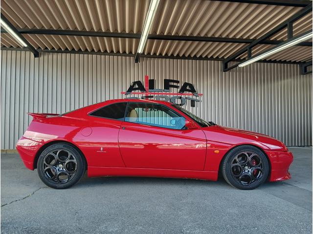 アルファGTV 3.0 V6 24V ASSOエキゾーストマニホールド、キダスペシャルフロントパイプ、RAGAZZONストレートリアマフラー、フロントスポイラー、GTA純正17インチアルミ(4枚目)