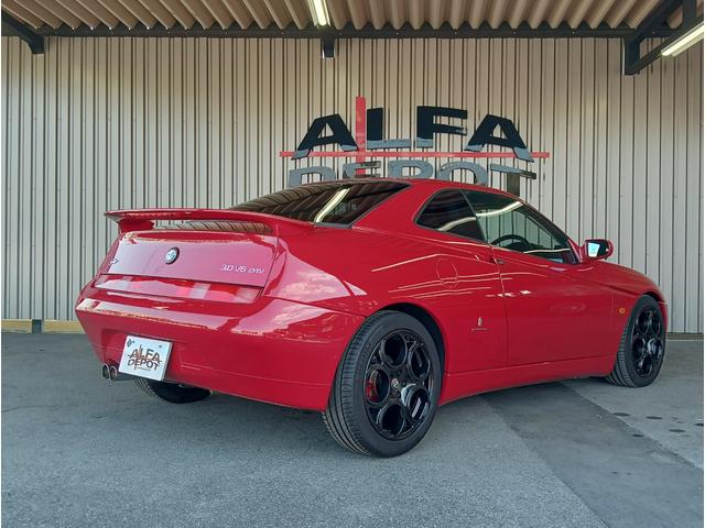 アルファGTV 3.0 V6 24V ASSOエキゾーストマニホールド、キダスペシャルフロントパイプ、RAGAZZONストレートリアマフラー、フロントスポイラー、GTA純正17インチアルミ(8枚目)