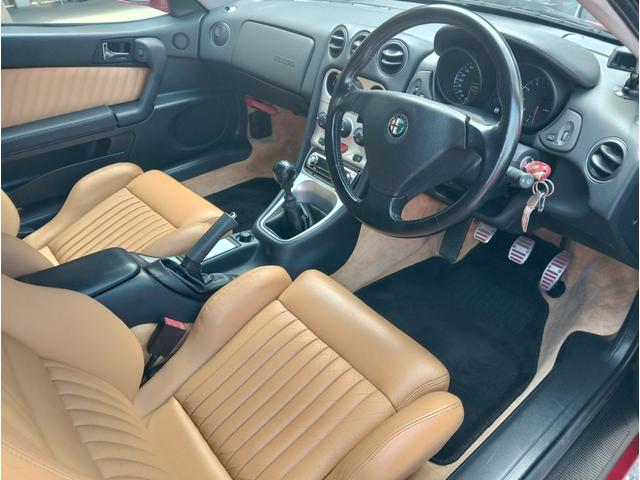 アルファGTV 3.0 V6 24V ASSOエキゾーストマニホールド、キダスペシャルフロントパイプ、RAGAZZONストレートリアマフラー、フロントスポイラー、GTA純正17インチアルミ(11枚目)