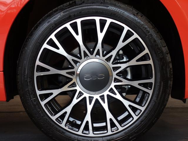 ５００Ｃ １．２　ドルチェヴィータ　Ｓｐｅｃｉａｌ　Ｅｄｉｔｉｏｎ　元試乗車／最終モデル／生産終了モデル／特別仕様車ＦＩＡＴ×ルパン三世コラボレーション／アップルカープレイ／アンドロイドオート対応（19枚目）