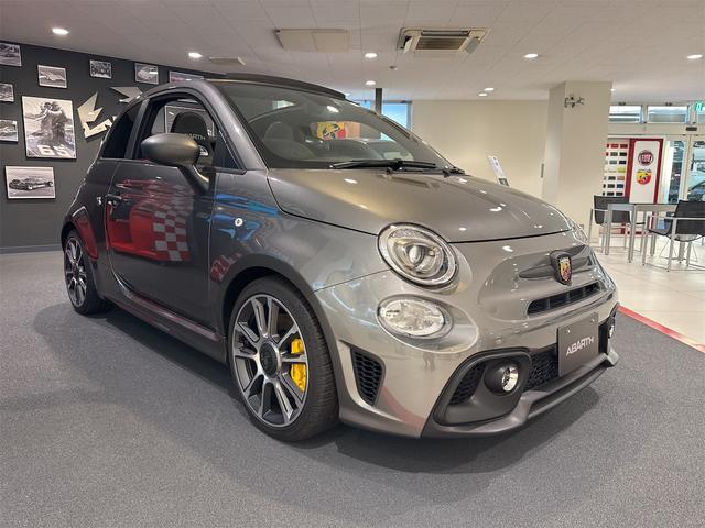 アバルト６９５Ｃ ツーリズモ　新車展示車両／生産終了モデル／電動ソフトトップ／アップルカープレイ／アンドロイドオート（6枚目）