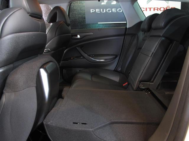 ツアラー エクスクルーシブ 後期型 1.6Lターボ 禁煙車 パノラマルーフ ハイドロサスペンション 黒レザーシート HDDナビ フルセグTV シートヒーター(36枚目)