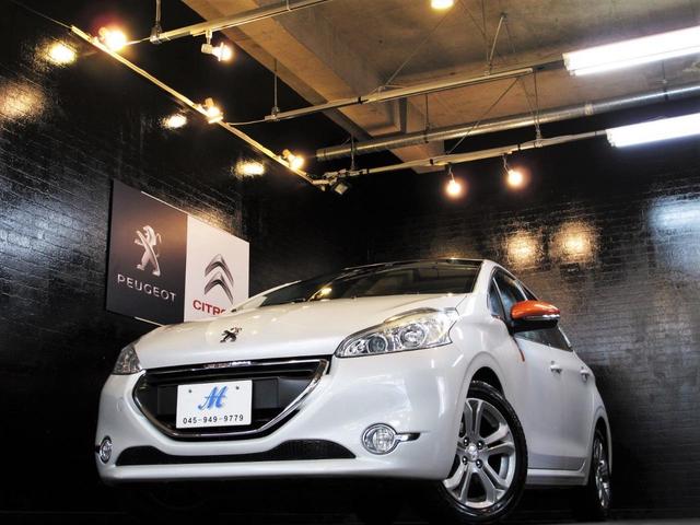 ロラン ギャロス 国内100台限定車 専用レザーシート シートヒーター 純正ナビTV バックカメラ 禁煙車 ガラスルーフ Bluetooth 専用刺繍インテリア バックソナー パドル付セミAT 純正16インチAW(6枚目)