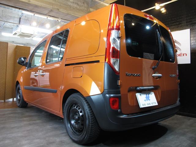 クルール 1.2ターボ 専用シートカバー アルパインフローティングオーディオ 禁煙車 Bluetooth バックカメラ 前後ソナー 360°ドライブレコーダー クルーズコントロール USB キーレス(20枚目)