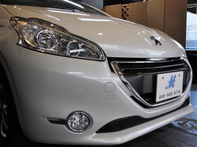 ロラン ギャロス 国内100台限定車 禁煙車 専用レザーシート シートヒーター 純正フルセグTVナビ ガラスルーフ Bluetooth 専用刺繍インテリア バックソナー パドル付セミAT 純正16インチAW(62枚目)