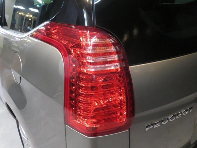 シエロ 正規ディーラー車 7人乗り 1.6Lターボ 6AT パノラミックルーフBluetooth SDナビ フルセグTV バックカメラ ディスタントアラート ヘッドアップディスプレイ(24枚目)