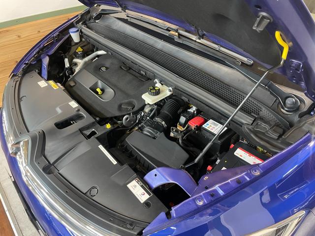 グランドＣ４ ピカソ シャイン　ブルーＨＤｉ　レザーパッケージ　希少レザーシート（前席マッサージ機能付き）　シートヒーター　２Ｌディーゼルターボ　６速ＡＴ　３列７人乗り　ガラスルーフ　ＥＴＣ　前後ドラレコ　Ａｐｐｌｅ　Ｃａｒｐｌａｙ　純正フルセグＴＶナビ　Ｂカメラ（80枚目）