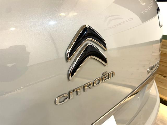 グランドC4 スペースツアラー シャイン ブルーHDi 希少レザーシート(マッサージ機能付) 2Lディーゼルターボ 8速AT 3列7人乗 前後ドラレコ Mirror Link ETC シートヒーター 助手席オットマン アダプティブクルーズコントロール(63枚目)